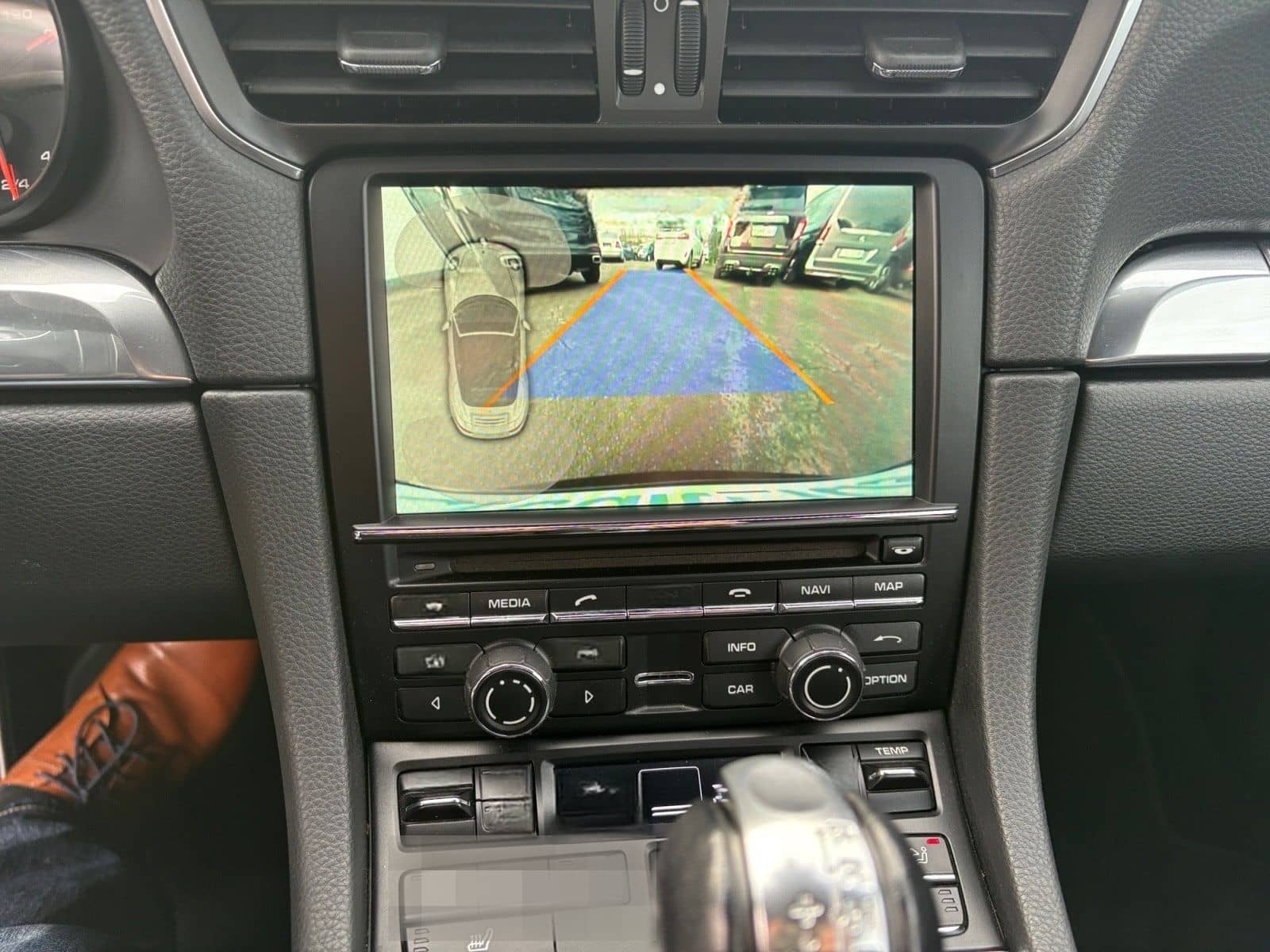 Porsche 911 Carrera Black Edition Cabrio Bose foto 21