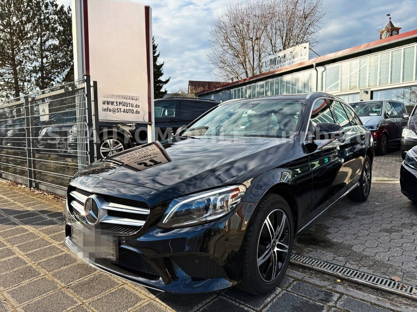 Mercedes-Benz C 220d T 2.0 CDI 4Matic*Avantgarde* foto 1