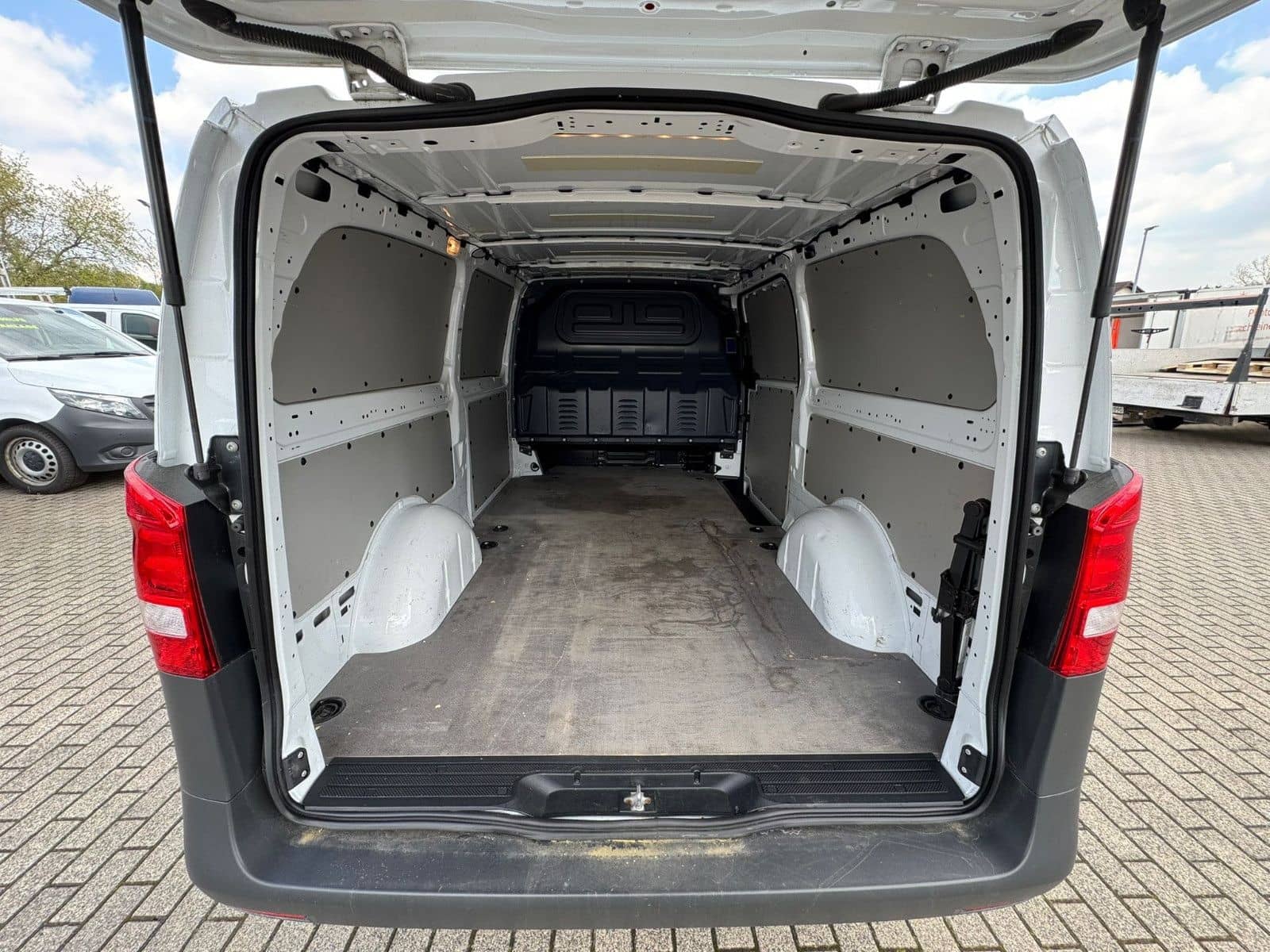 Mercedes-Benz Vito 116 Kasten extralang KLIMA RFK NAVI gr.TANK foto 16