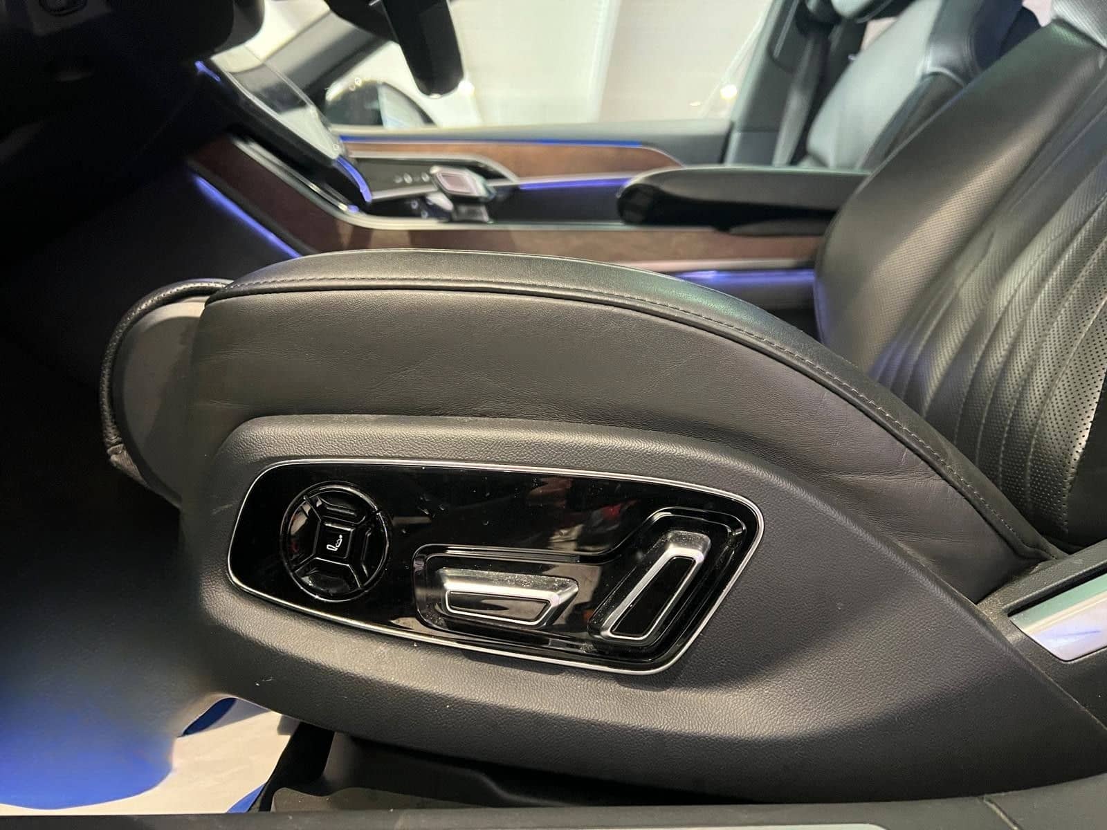 Audi A8 60 TFSI e quattro *Ambiente-Licht*B&O*Massage foto 8