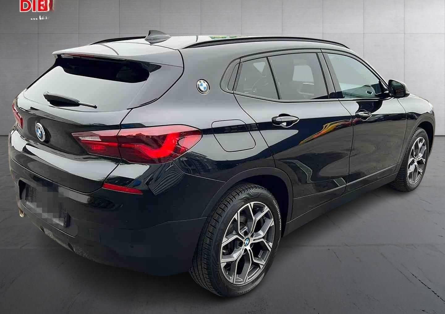 BMW X2  1,8i Advantage+*B-Paket*E-Paket+LED*18Zoll* foto 4