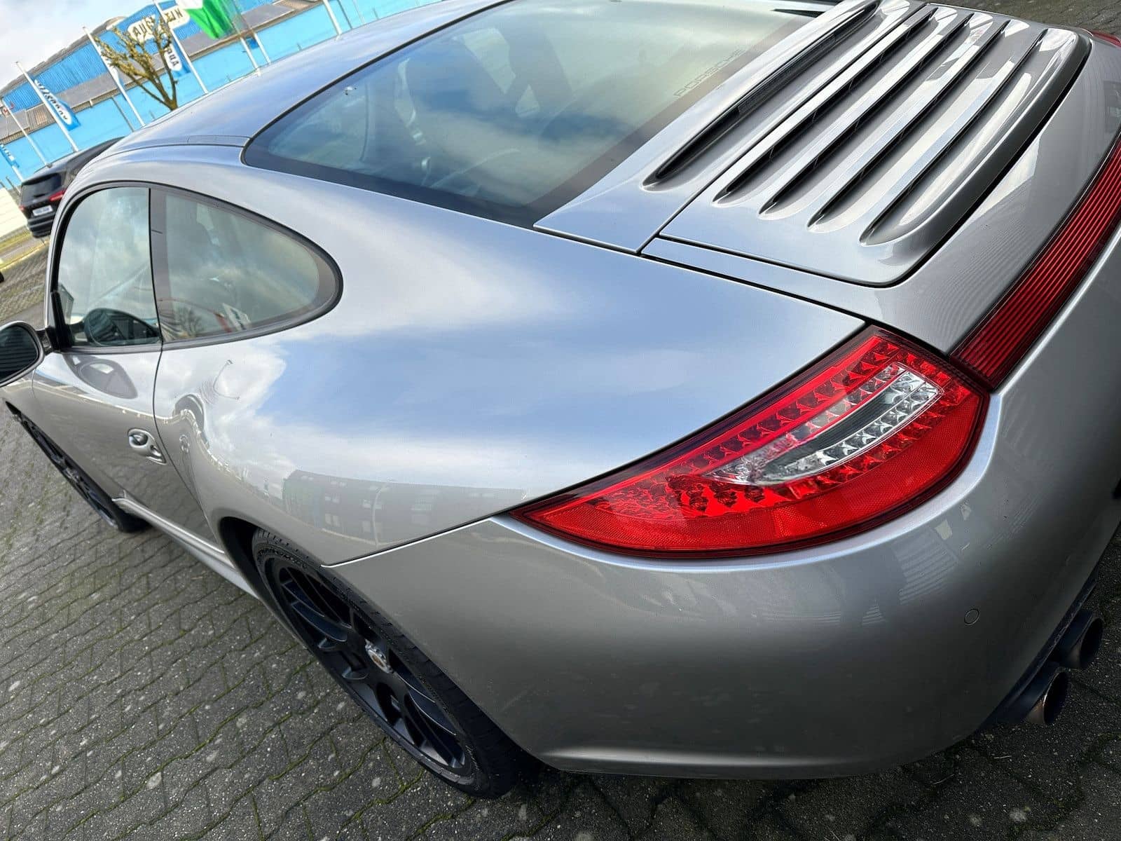 Porsche 911 997 Carrera 4 GTS Chrono Klappe Scheckheft++ foto 4
