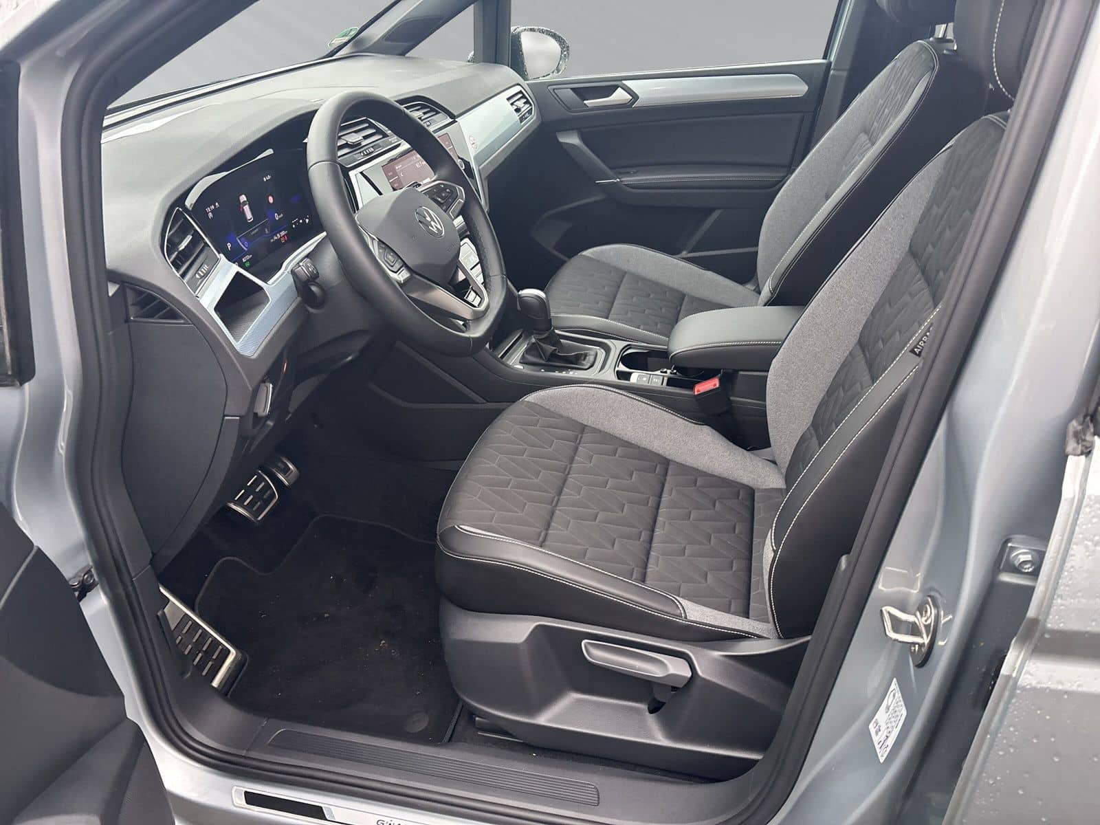 Volkswagen Touran 1.5 TSI GOAL 7-Sitzer RFK+NAVI+WiRä+Alarm foto 10