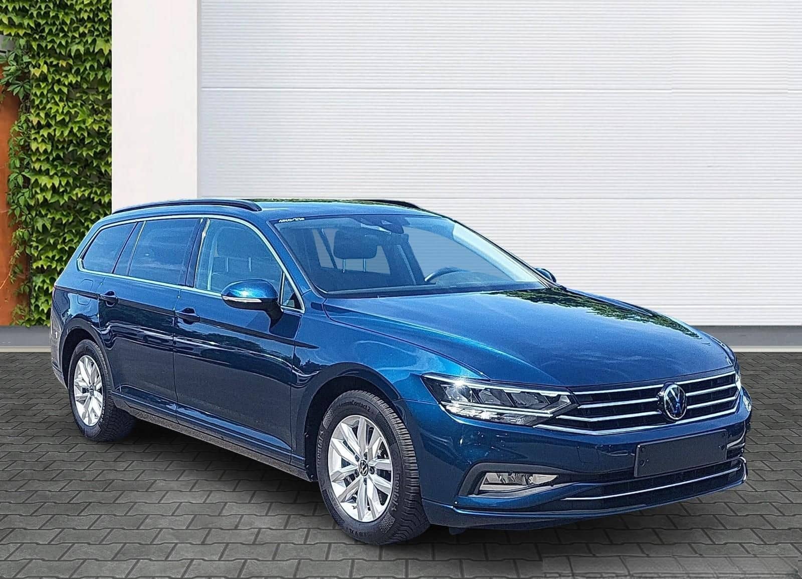 Volkswagen Passat 1.5TSI Business DSG Navi+LED+SHZ+AHK+ACC+ foto 3