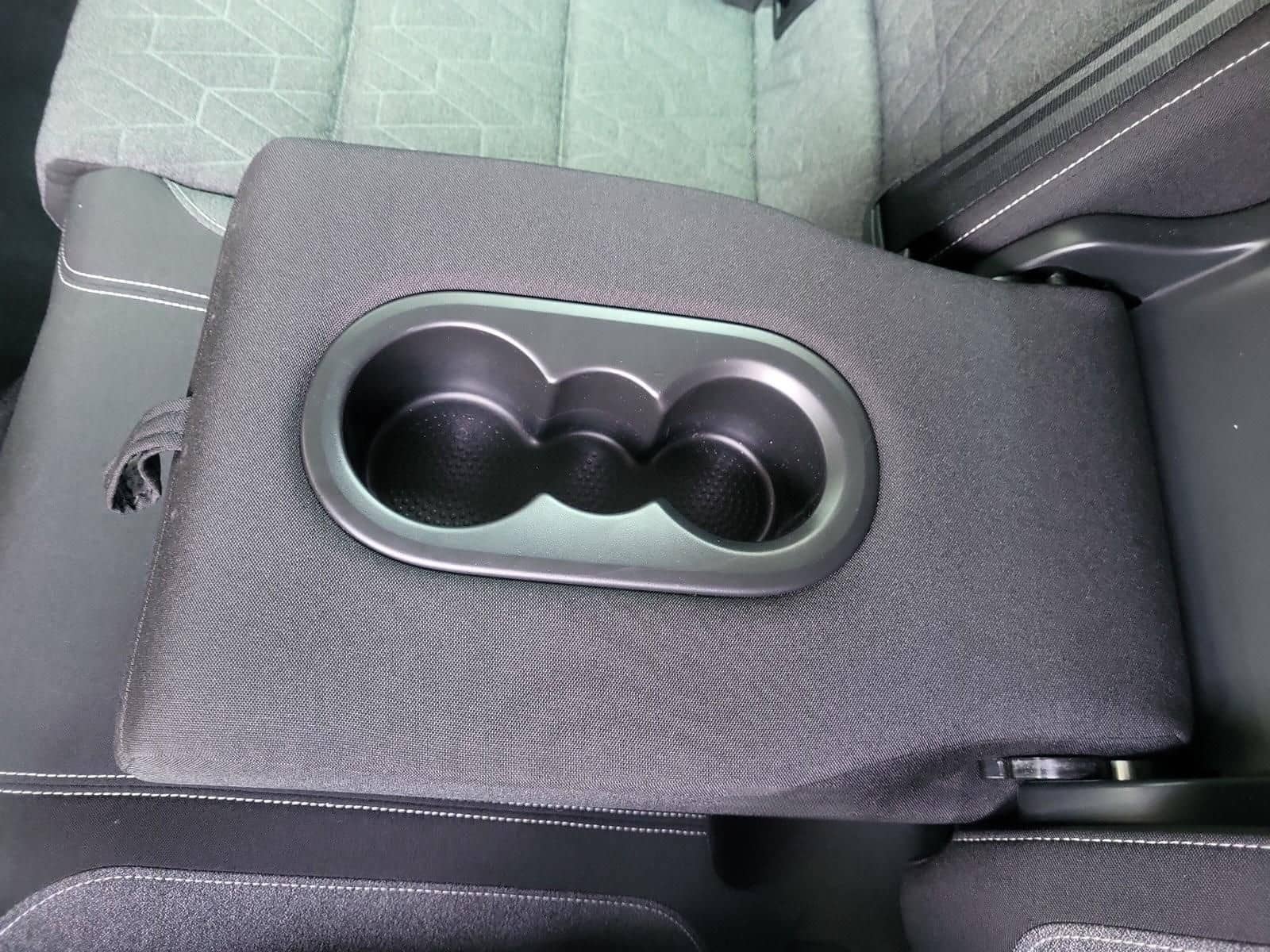 Volkswagen Passat 1.5TSI Business DSG Navi+LED+SHZ+AHK+ACC+ foto 22