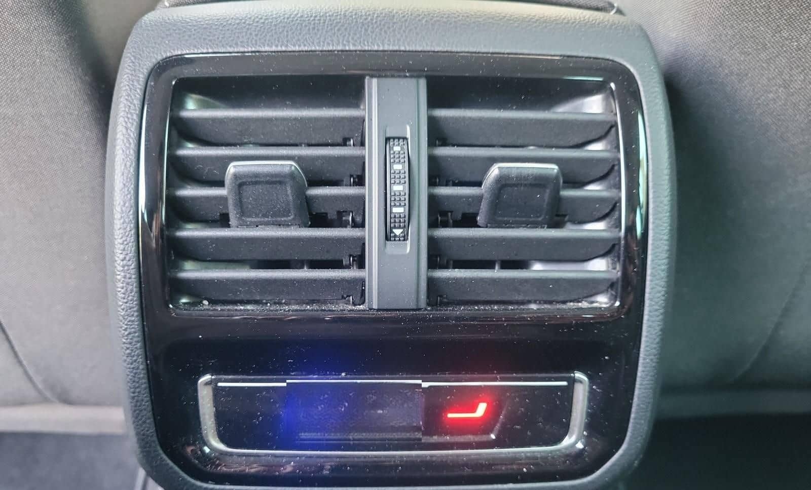 Volkswagen Passat 1.5TSI Business DSG Navi+LED+SHZ+AHK+ACC+ foto 23