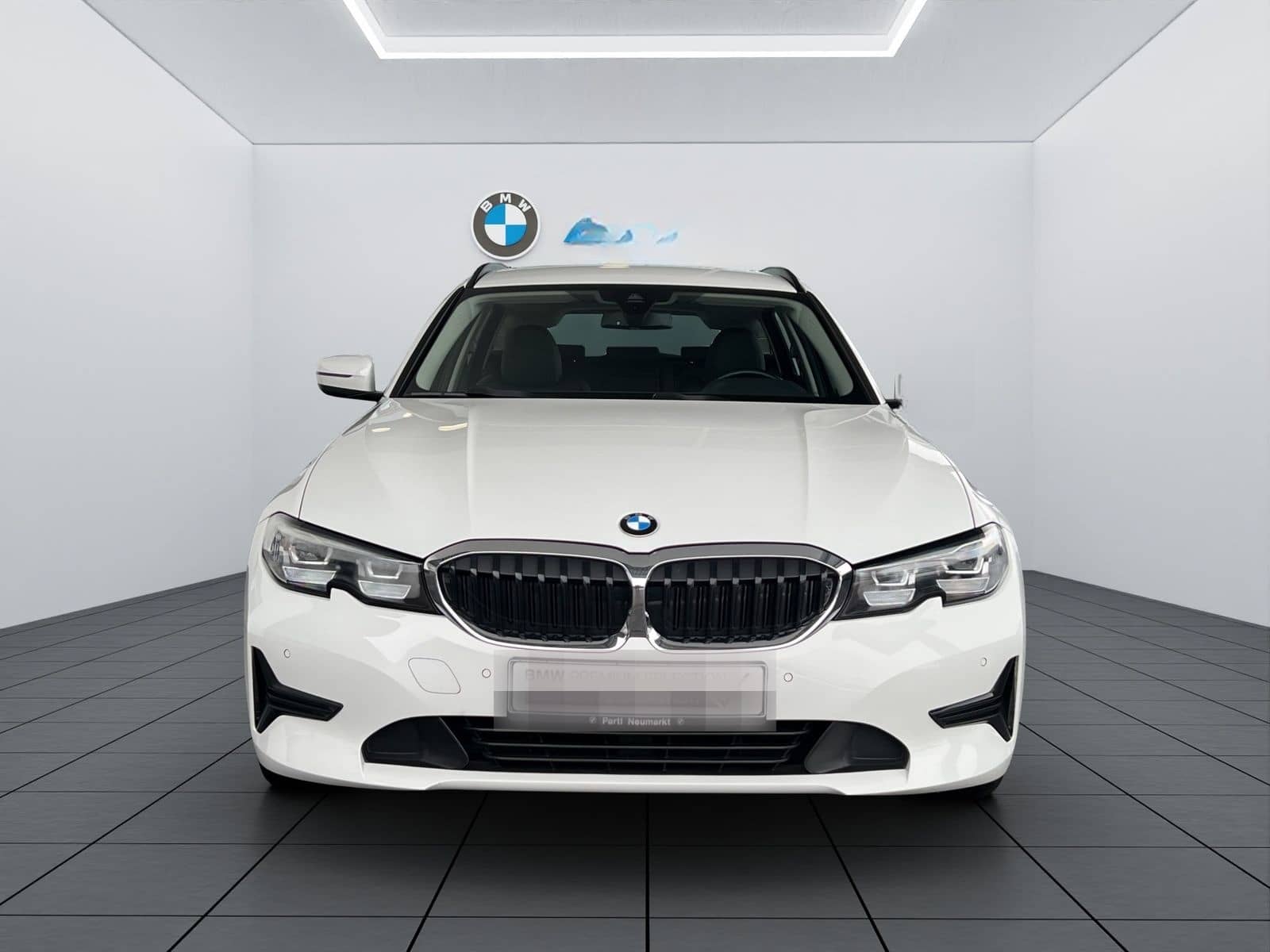 BMW 318d Touring Advantage LED PDC Dr.Assist foto 2