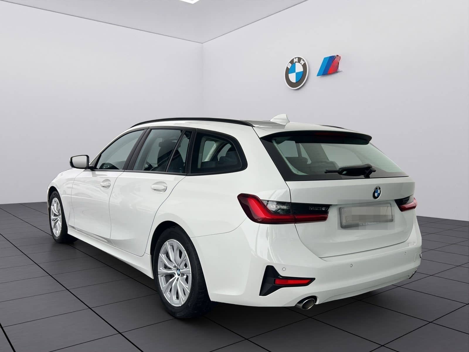 BMW 318d Touring Advantage LED PDC Dr.Assist foto 3