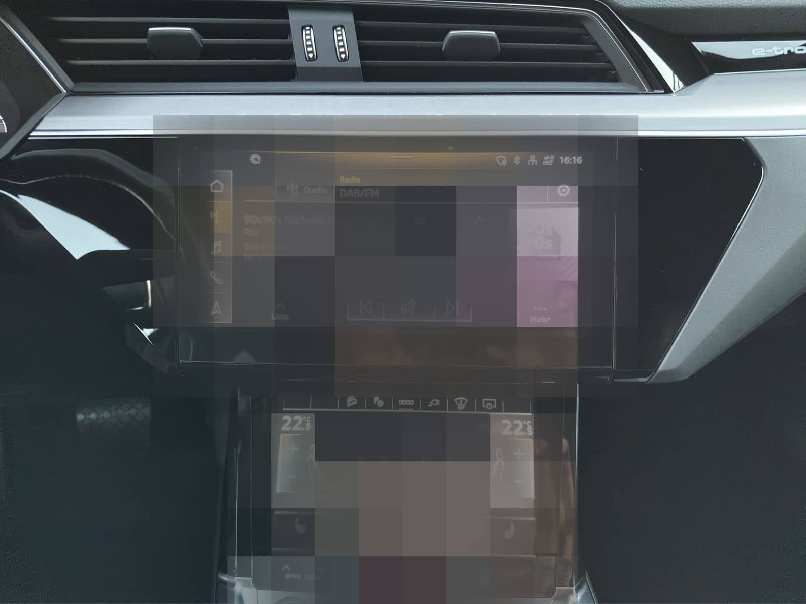 Audi e-tron S line 50 quattro foto 13