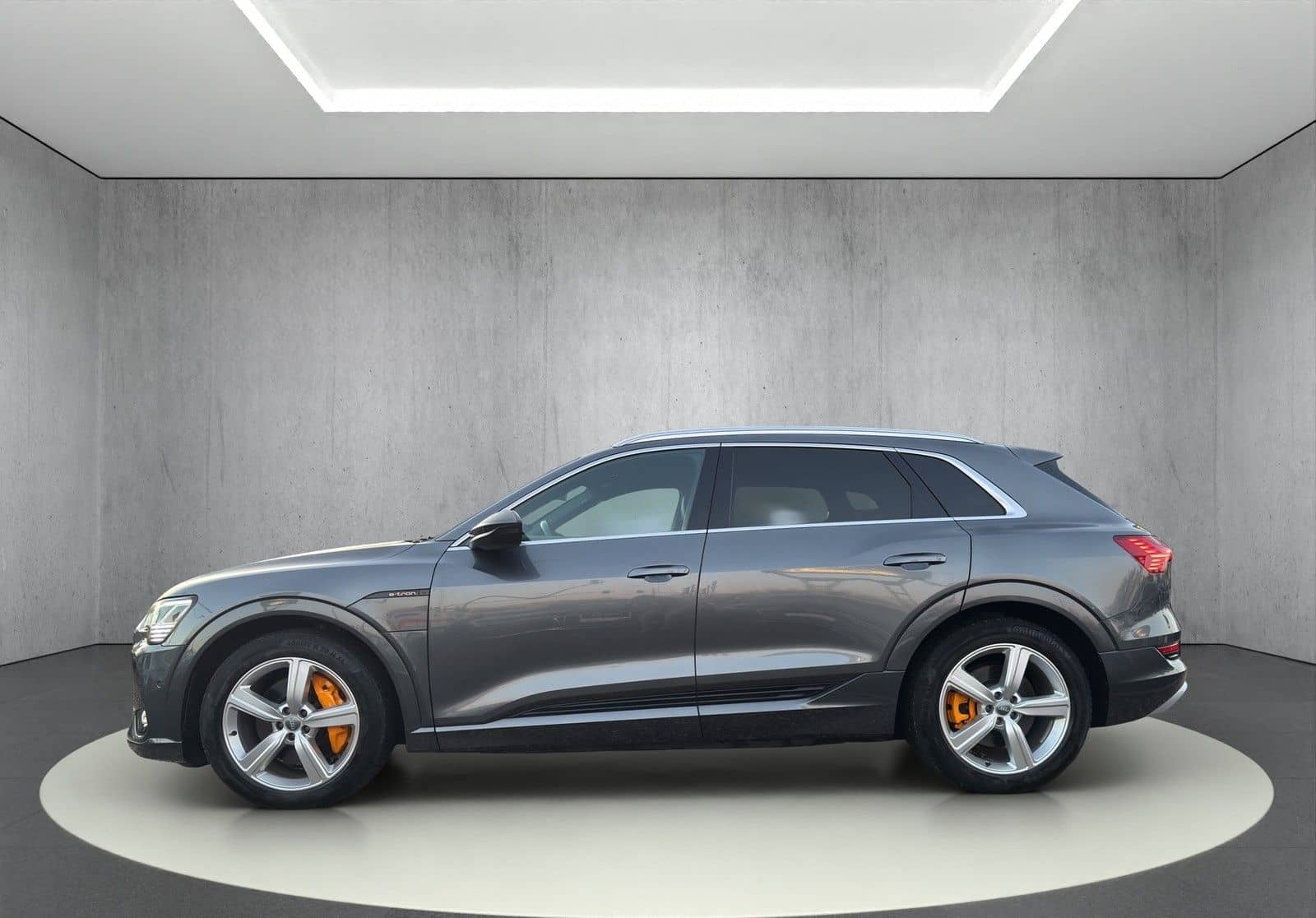 Audi e-tron S line 50 quattro foto 9