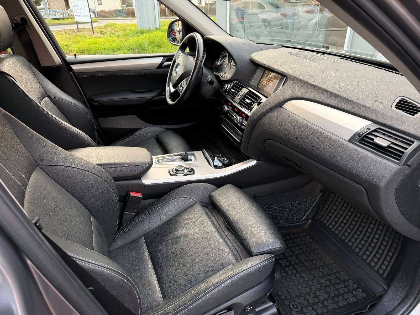 BMW X3 xDrive 20d Advantage;AUTOMATIK;KAMERA;AHK foto 23