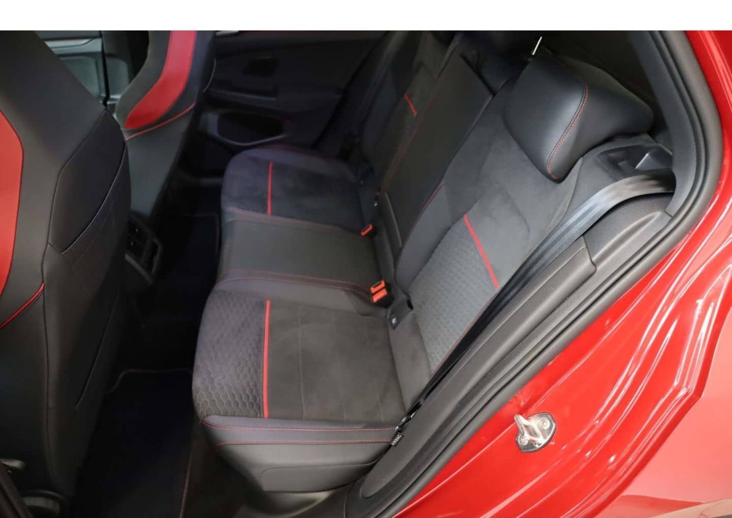 Volkswagen Golf GTI 2.0 TSI Clubsport DSG Matrix/Pano/RFK foto 15