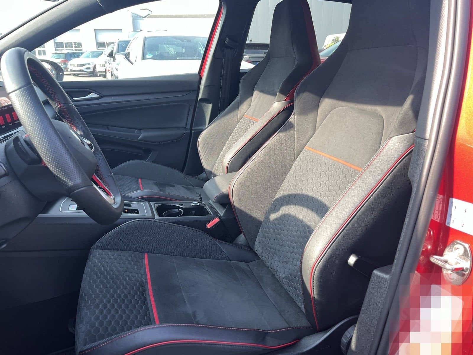 Volkswagen Golf VIII GTI Clubsport 45 foto 8