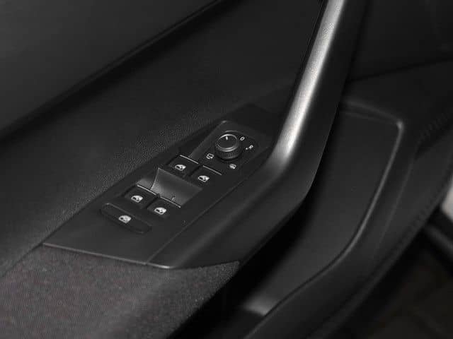 Volkswagen Taigo 1.0TSi Move R-Kamera  ACC AppConnect LED S foto 17