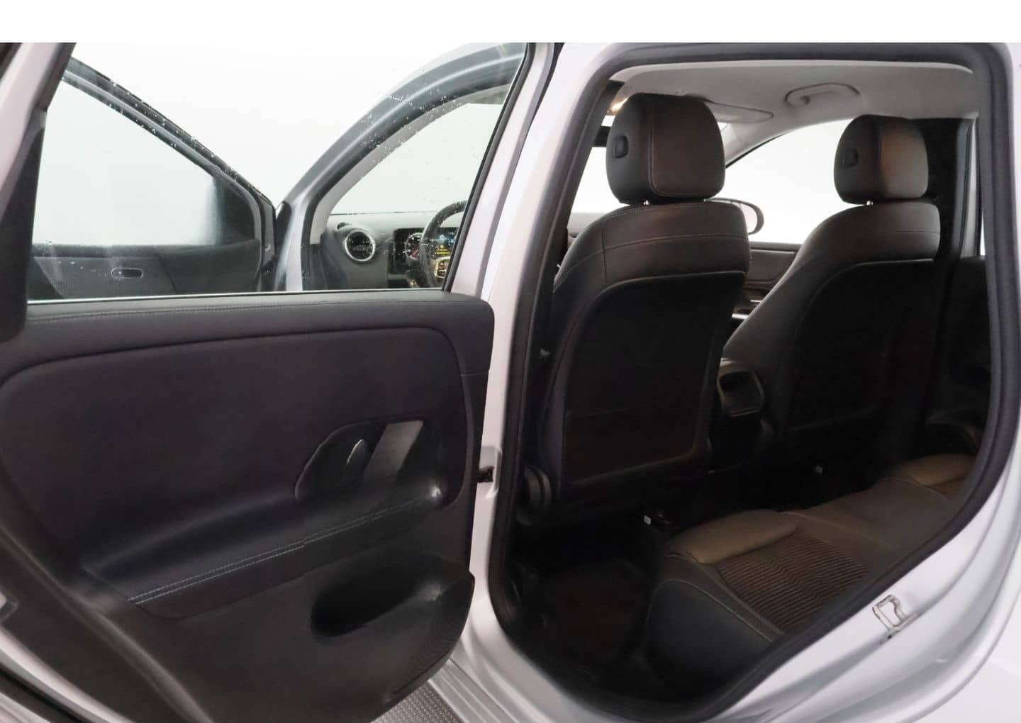 Mercedes-Benz B 200 d 8G-DCT Progressive+LED+NAVI+KAMERA foto 19