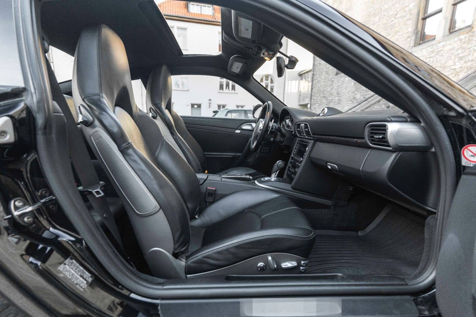 Porsche 911 Turbo S Coupe 997 PCCB BOSE SPORT CHRONO NAV foto 6