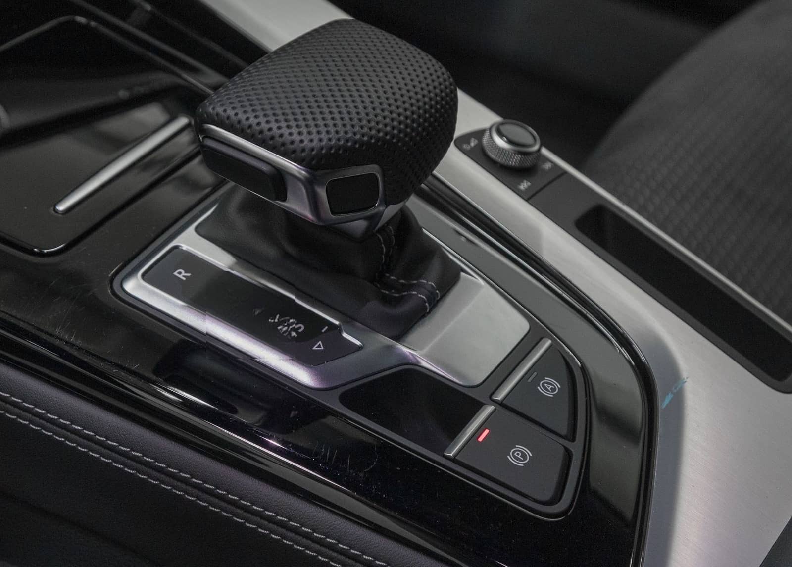 Audi A4 Avant 40 TFSI Q 2x S LINE MATRIX AHK LM19 foto 9