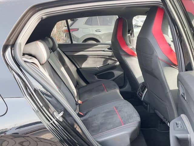 Volkswagen Golf VIII 2.0 TSI DSG GTI Clubsport Navi Pano Ka foto 13