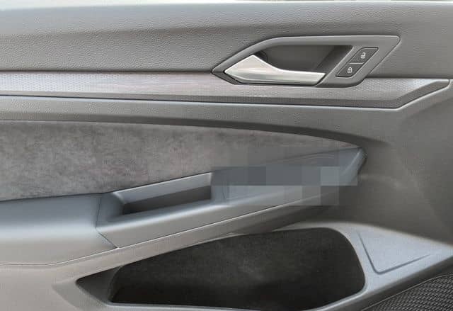 Volkswagen Golf VIII 2.0 TSI DSG GTI Clubsport Navi Pano Ka foto 19