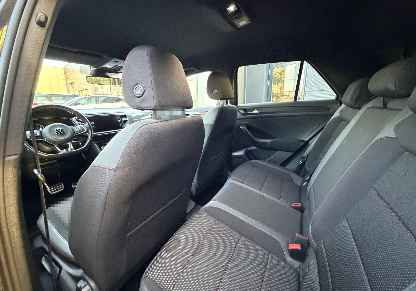 Volkswagen T-Roc 1.5 TSi DSG Sport Navi/LED/AHK foto 10