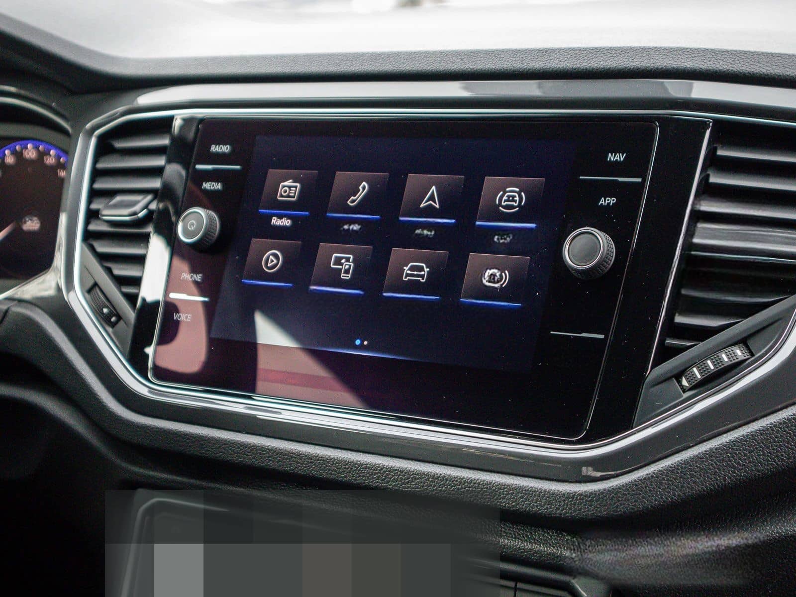 Volkswagen T-ROC Sport 1.5 TSI LED Navi ParkPilot RearView foto 16