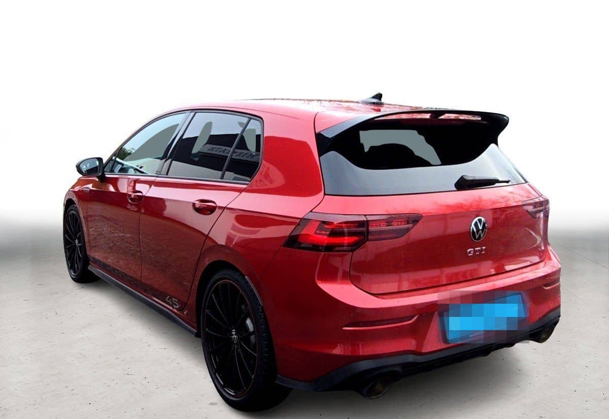 Volkswagen Golf VIII GTI CLUBSPORT TSI DSG BLACK+MATRIX+APP foto 4