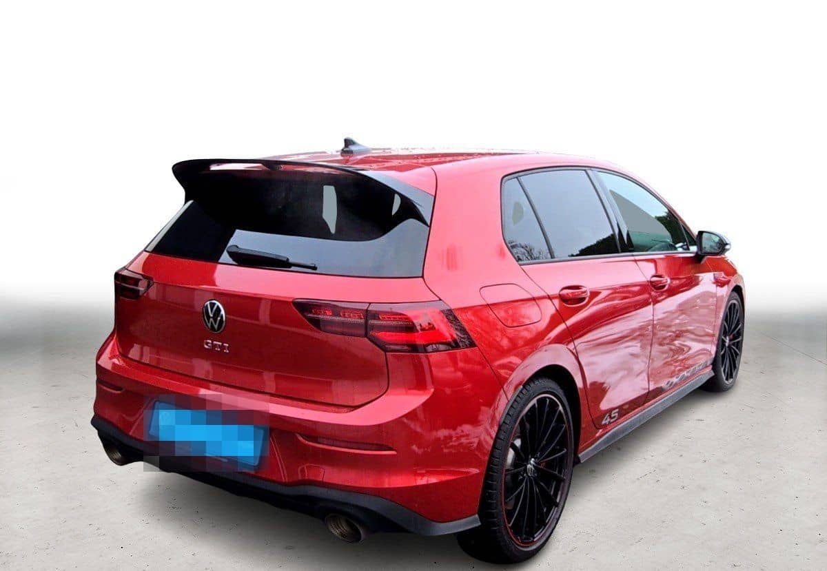 Volkswagen Golf VIII GTI CLUBSPORT TSI DSG BLACK+MATRIX+APP foto 5