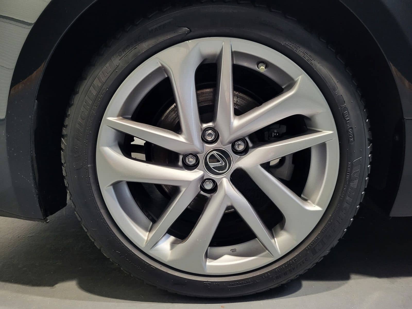 Lexus RC 300h *TOP Ausstattung* foto 23