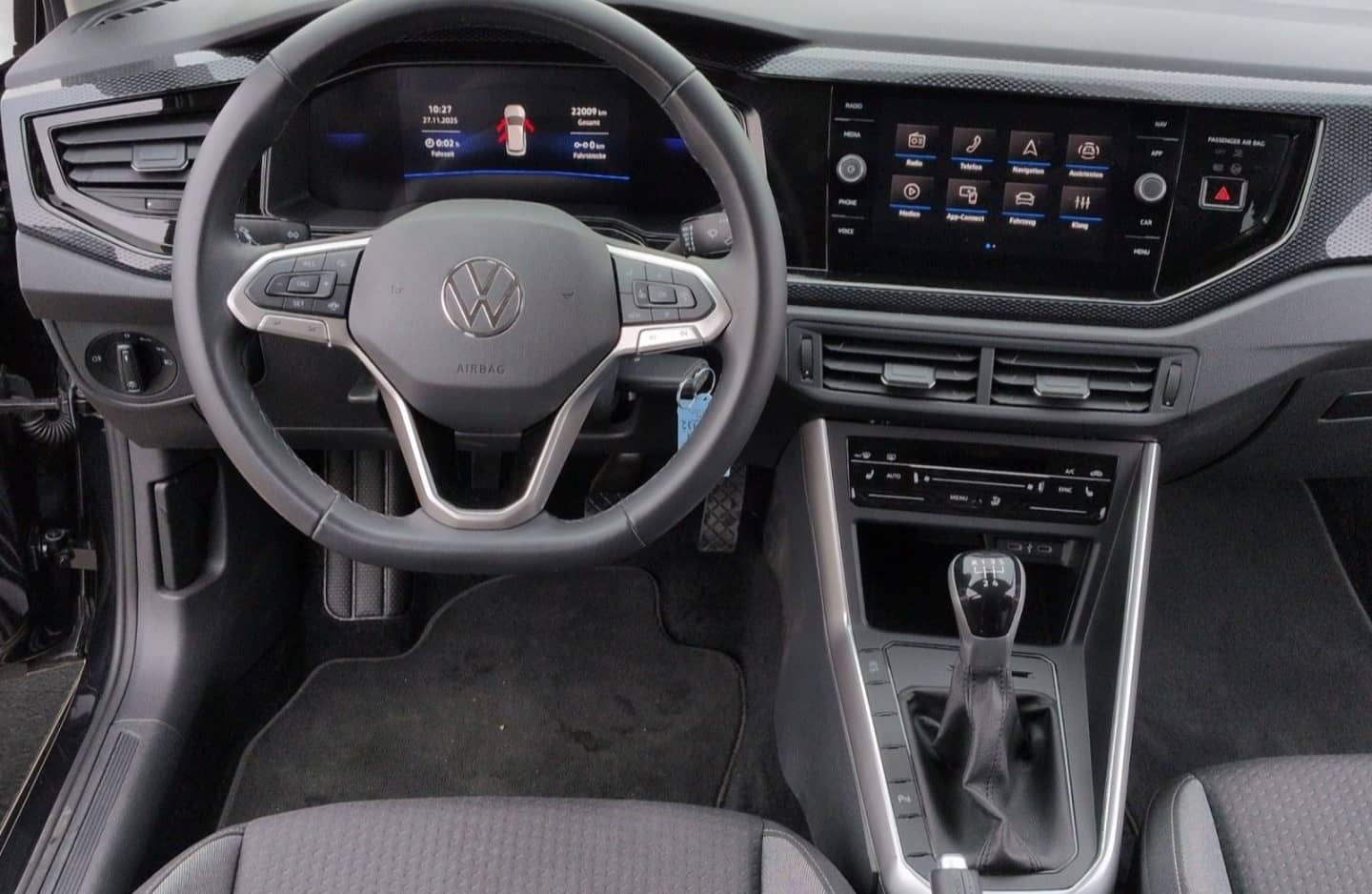 Volkswagen Taigo Life 1.0TSI*AHK Navi LED digCock R-Kam SHZ foto 6