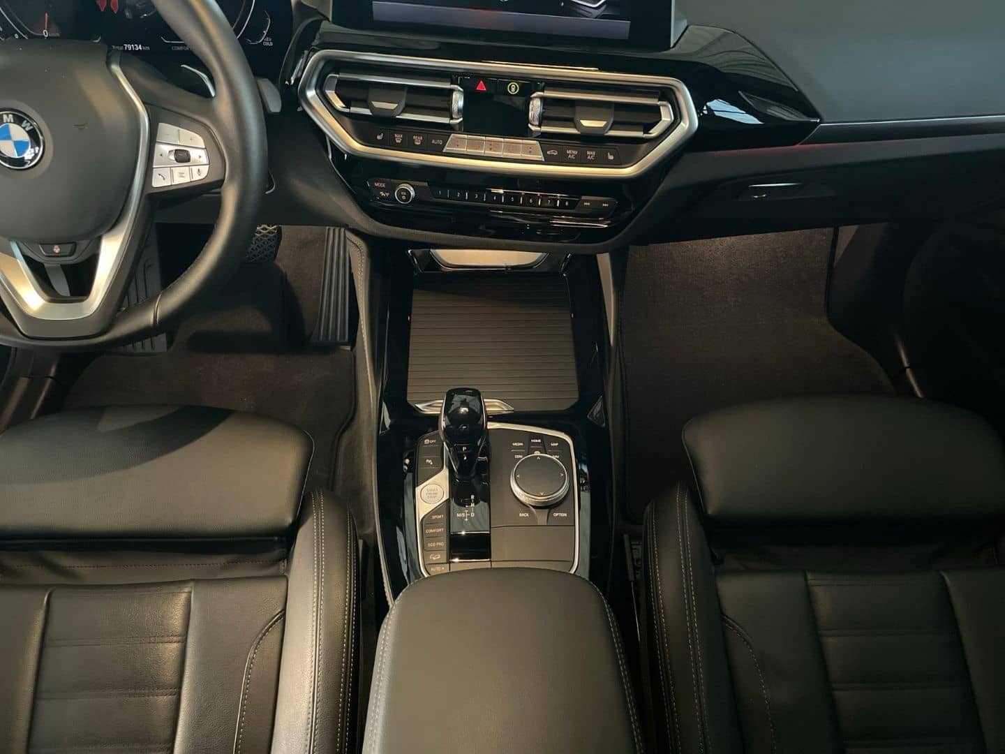 BMW X4 xDrive20d Lhz H&K LED Navi Shz Park-Assis. foto 11