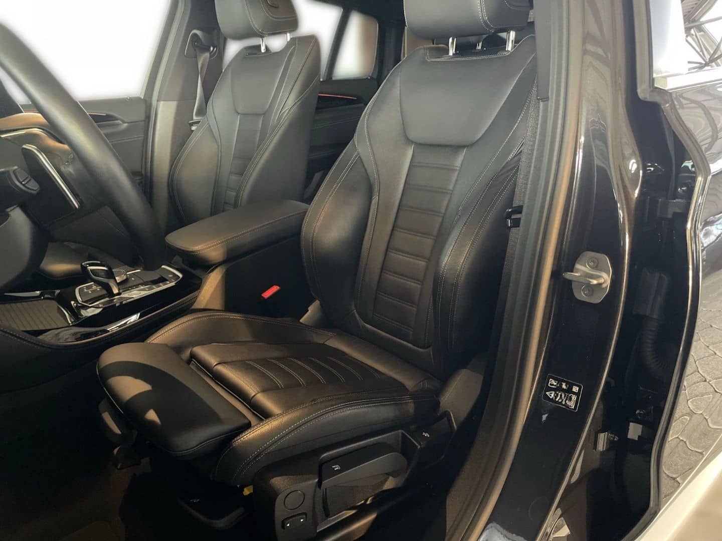 BMW X4 xDrive20d Lhz H&K LED Navi Shz Park-Assis. foto 6