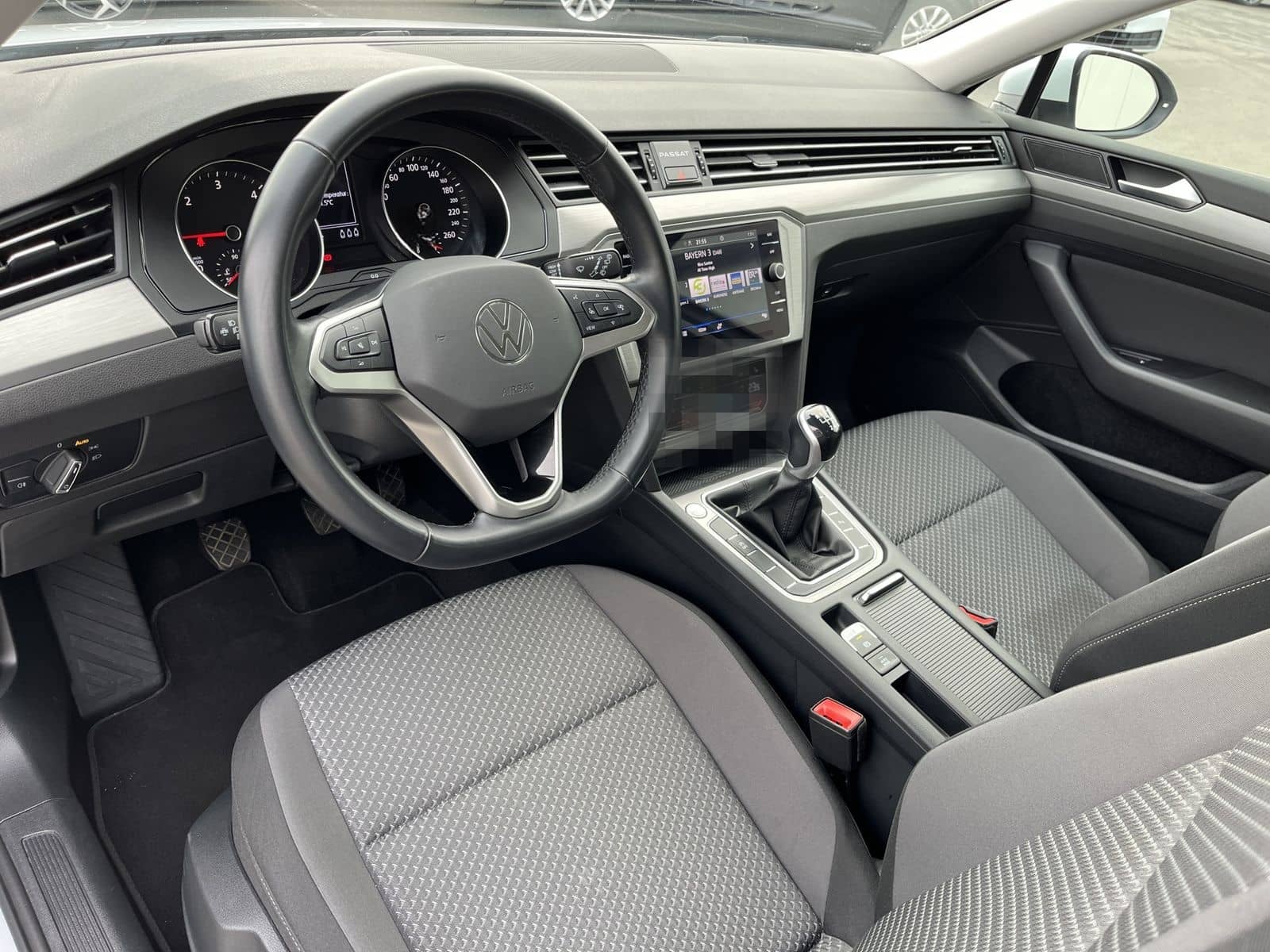 Volkswagen Passat Variant 2.0 TDI Conceptline R-Line Optik  foto 10