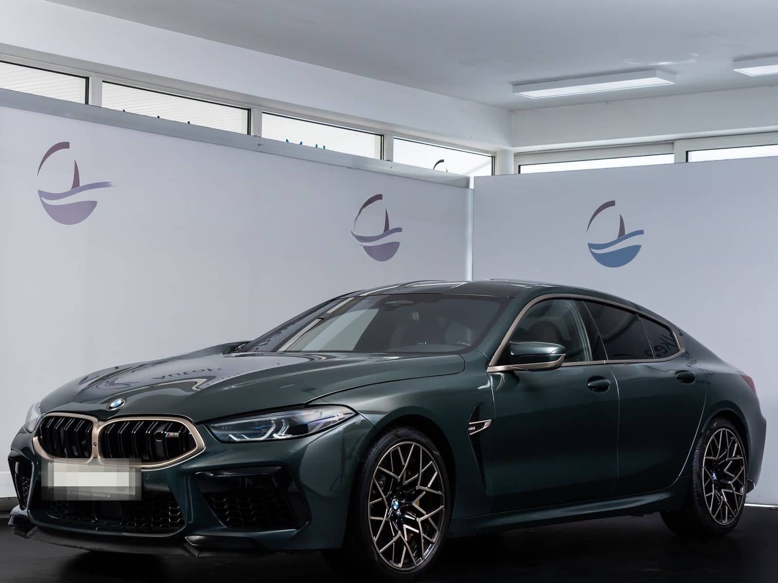 BMW M8 Competition *CARBON*KERAMIK*NIGHT*B&W*LASER foto 2