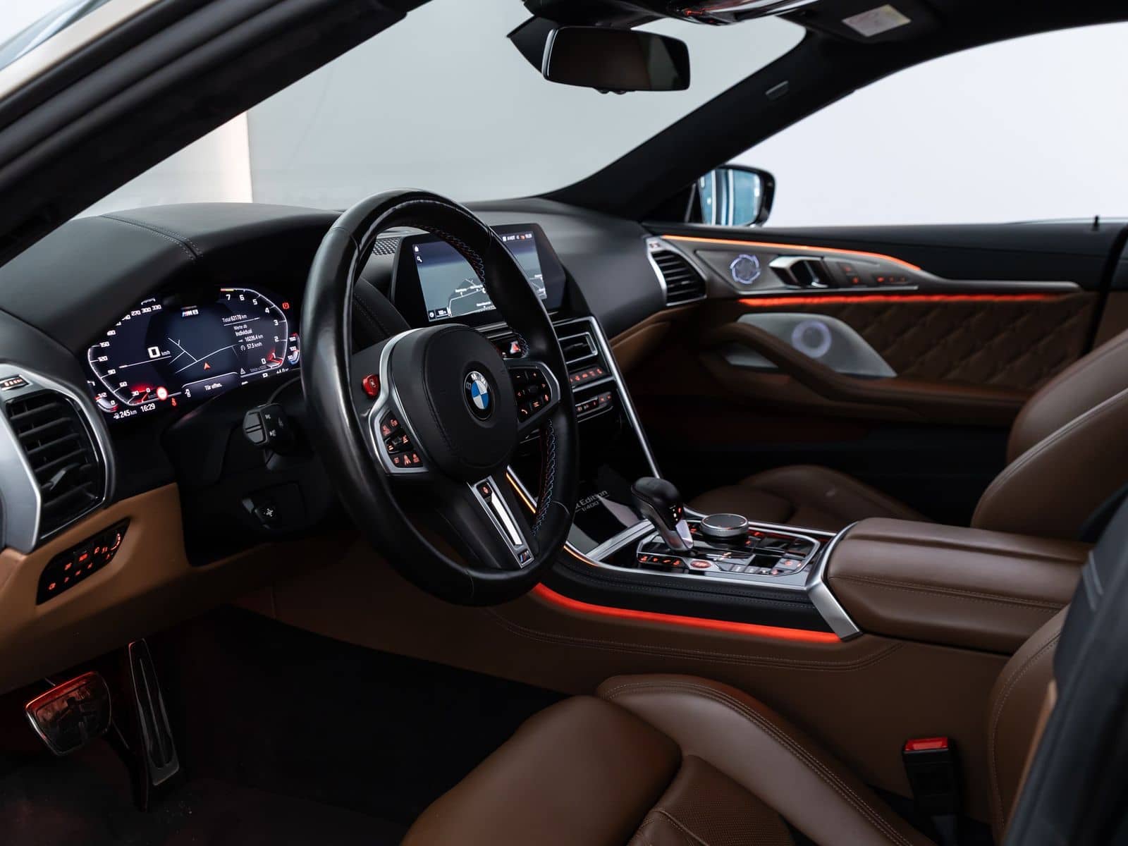 BMW M8 Competition *CARBON*KERAMIK*NIGHT*B&W*LASER foto 7