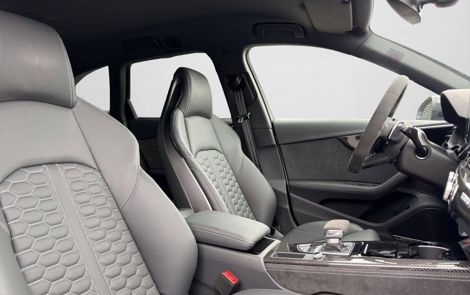 Audi RS 4 Avant Sportabgas/B&O/Optik Carbon/HUD/RS-Dy foto 4