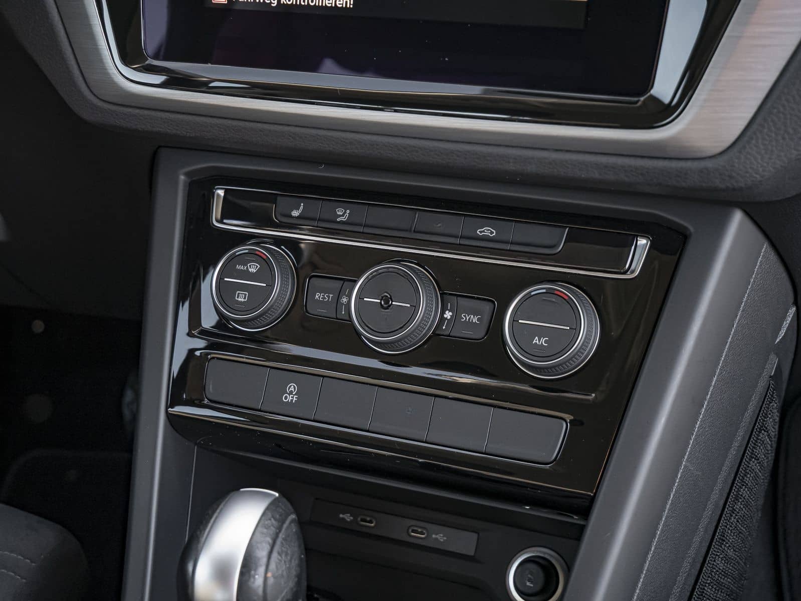 Volkswagen Touran 2.0 TDI AHK Navi ACC Bluetooth 16" DSG foto 20