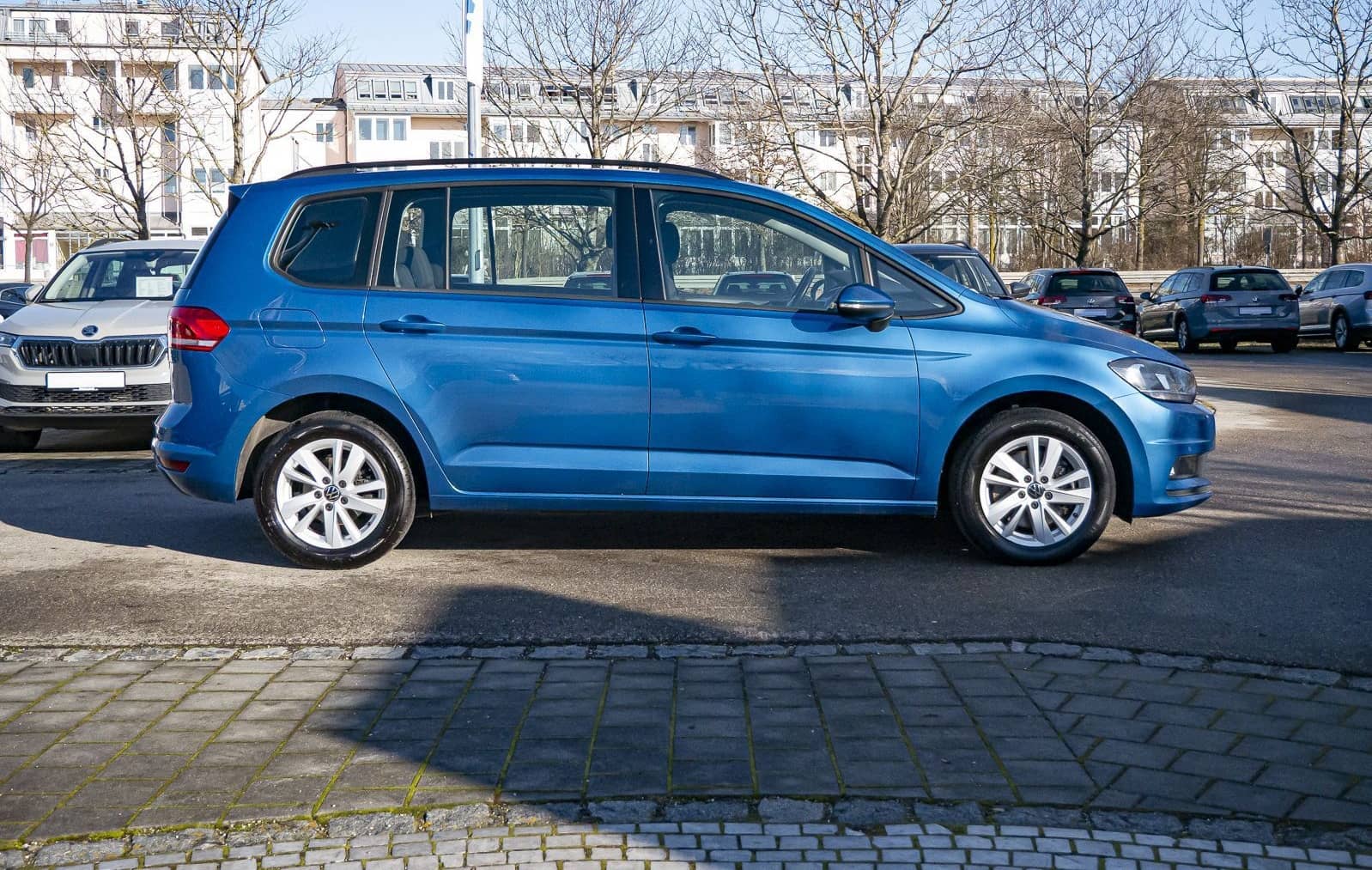 Volkswagen Touran 2.0 TDI AHK Navi ACC Bluetooth 16" DSG foto 5