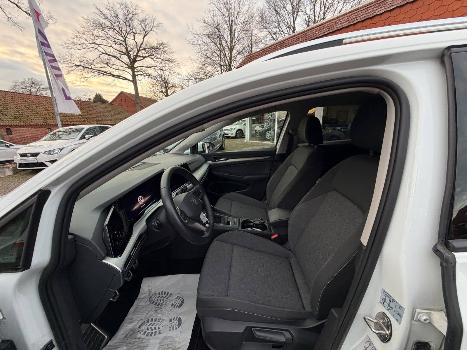 Volkswagen Golf VIII Variant Move ACC*LED*NAVI*IQ* foto 10