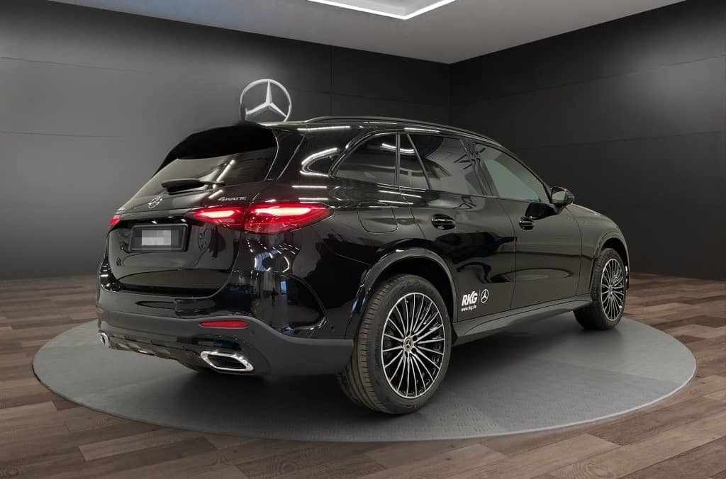 Mercedes-Benz GLC 300 de 4M EDITION AMG PANO DISTRONIC 360°AHK foto 3