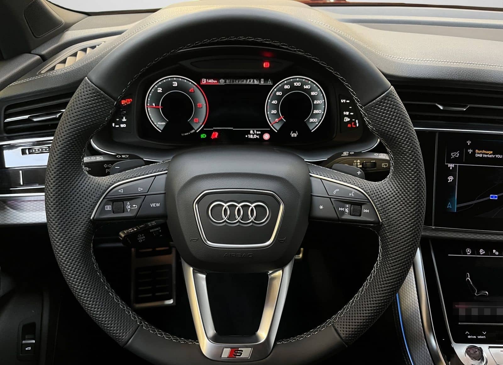 Audi Q7 SUV S line business TDI quattro 210 kW tiptro foto 9