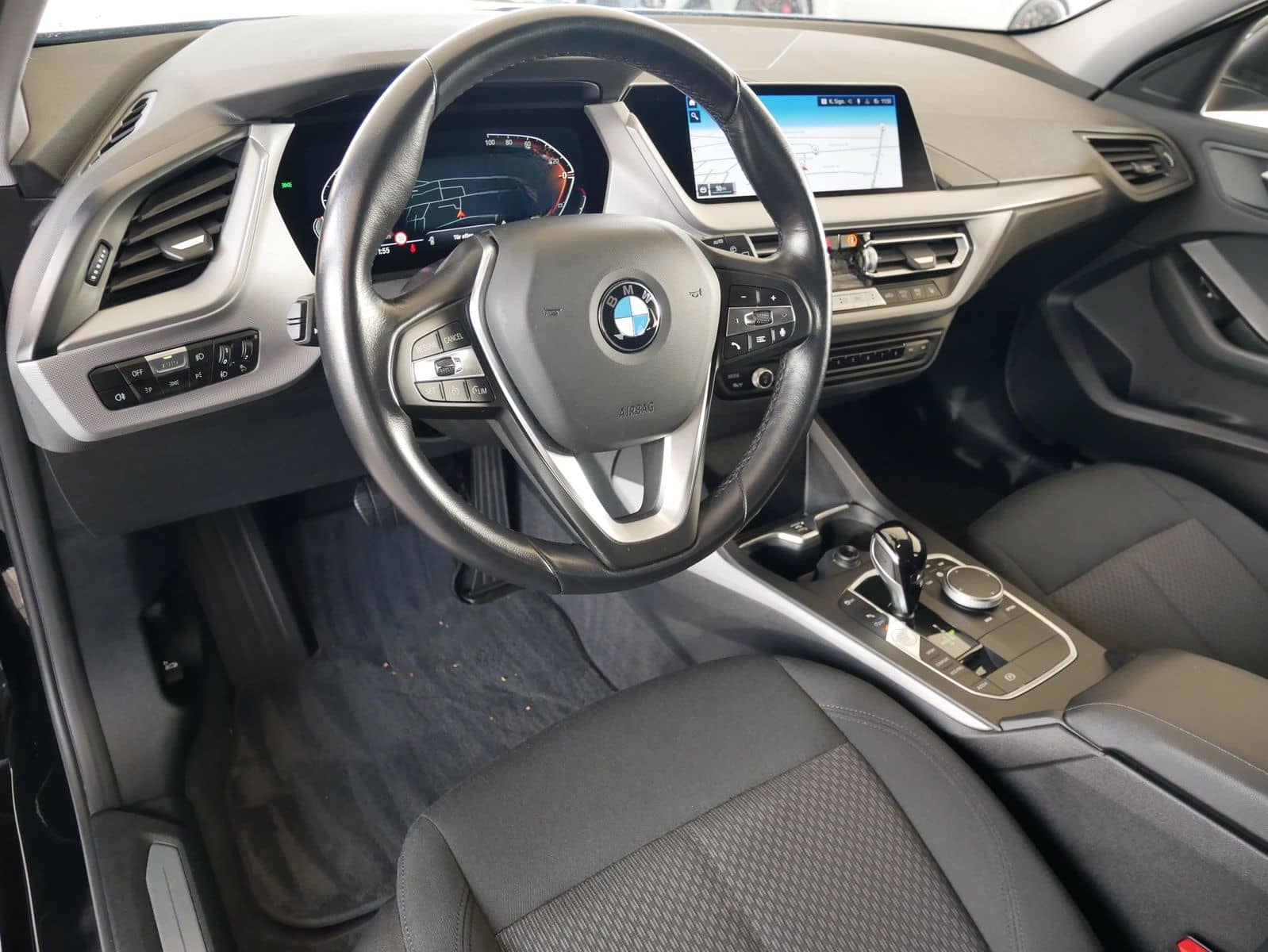 BMW 118d DAB LED NAVI SHZ Erstbesitz foto 11