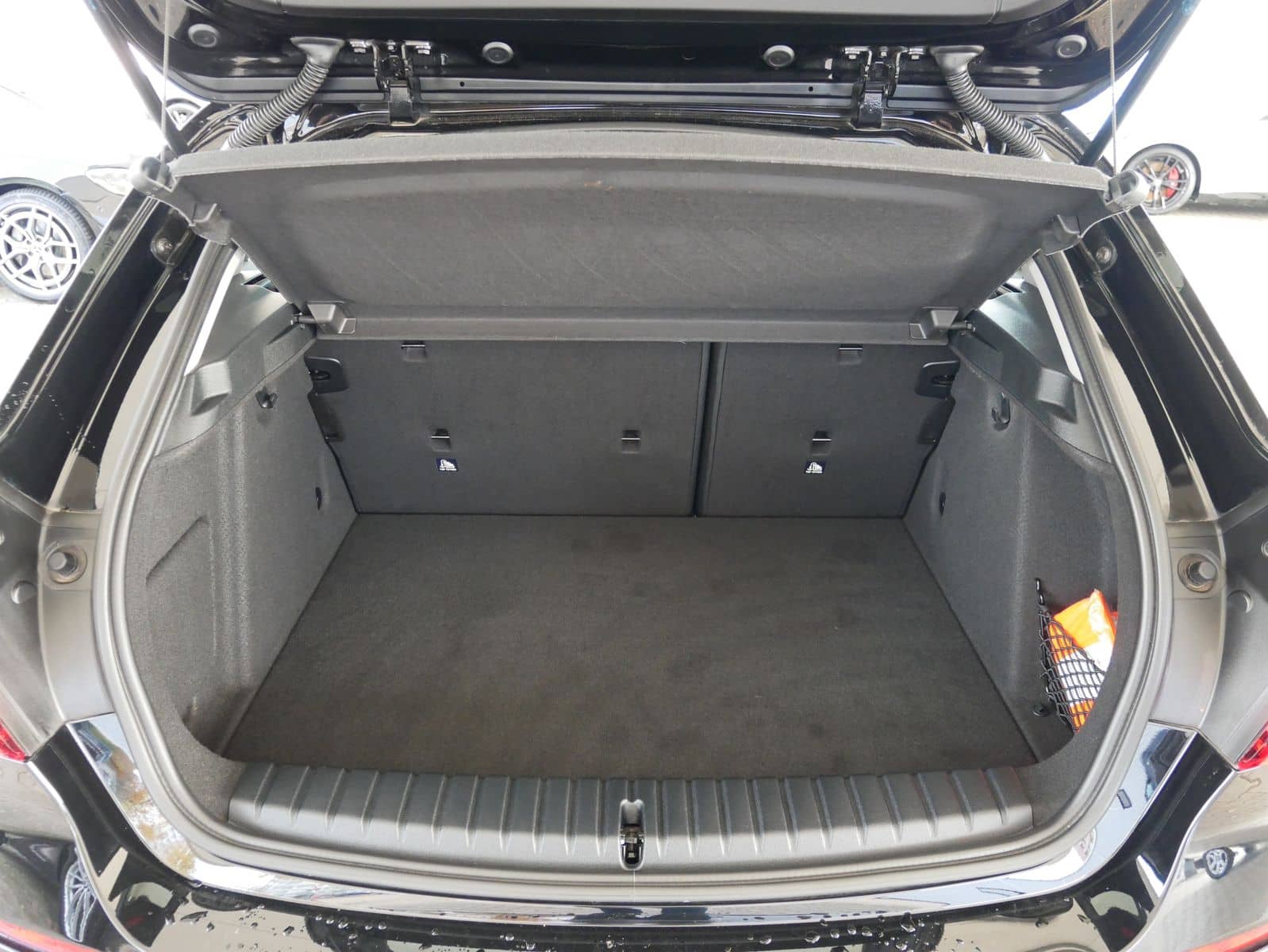 BMW 118d DAB LED NAVI SHZ Erstbesitz foto 24