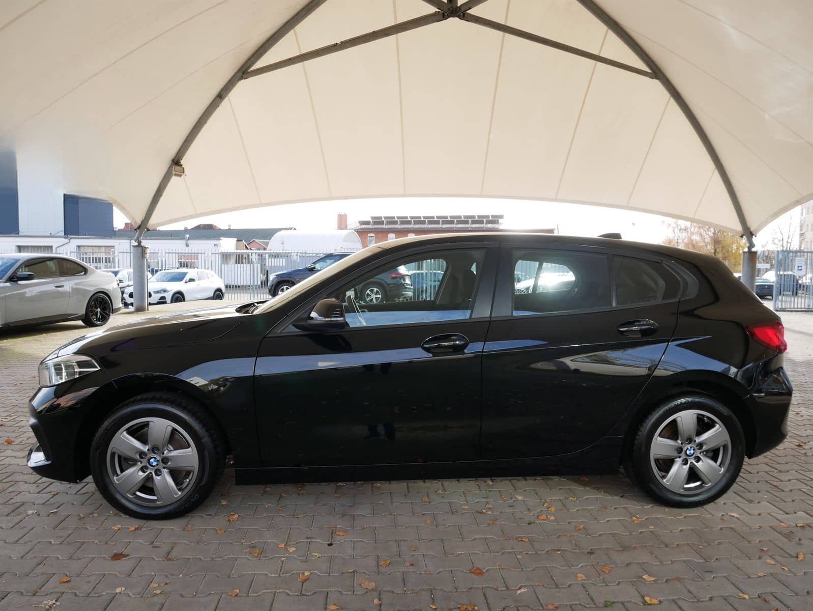 BMW 118d DAB LED NAVI SHZ Erstbesitz foto 4