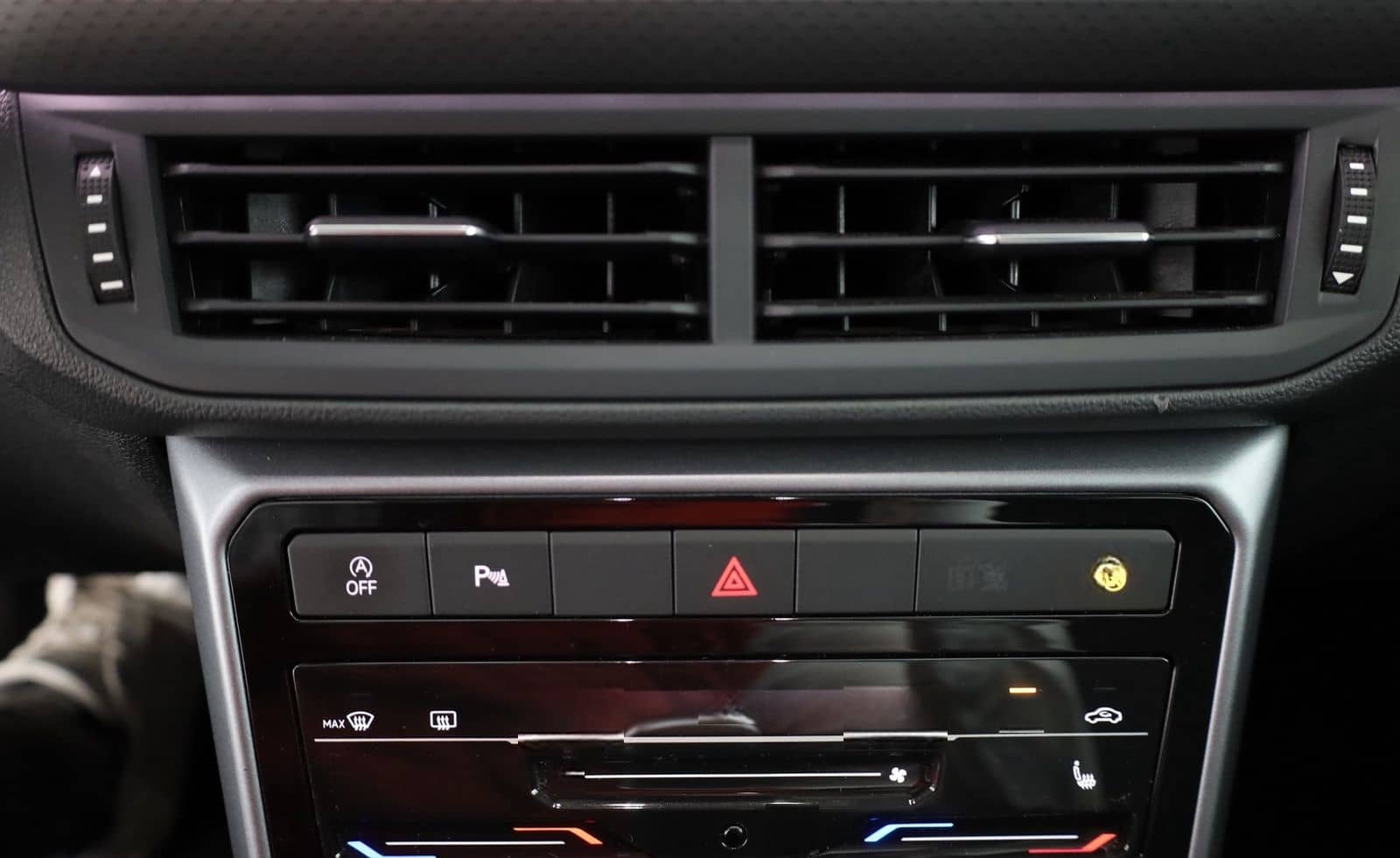 Volkswagen T-Cross 1.0 TSI LED Navi Sitzheizung App Connect foto 12