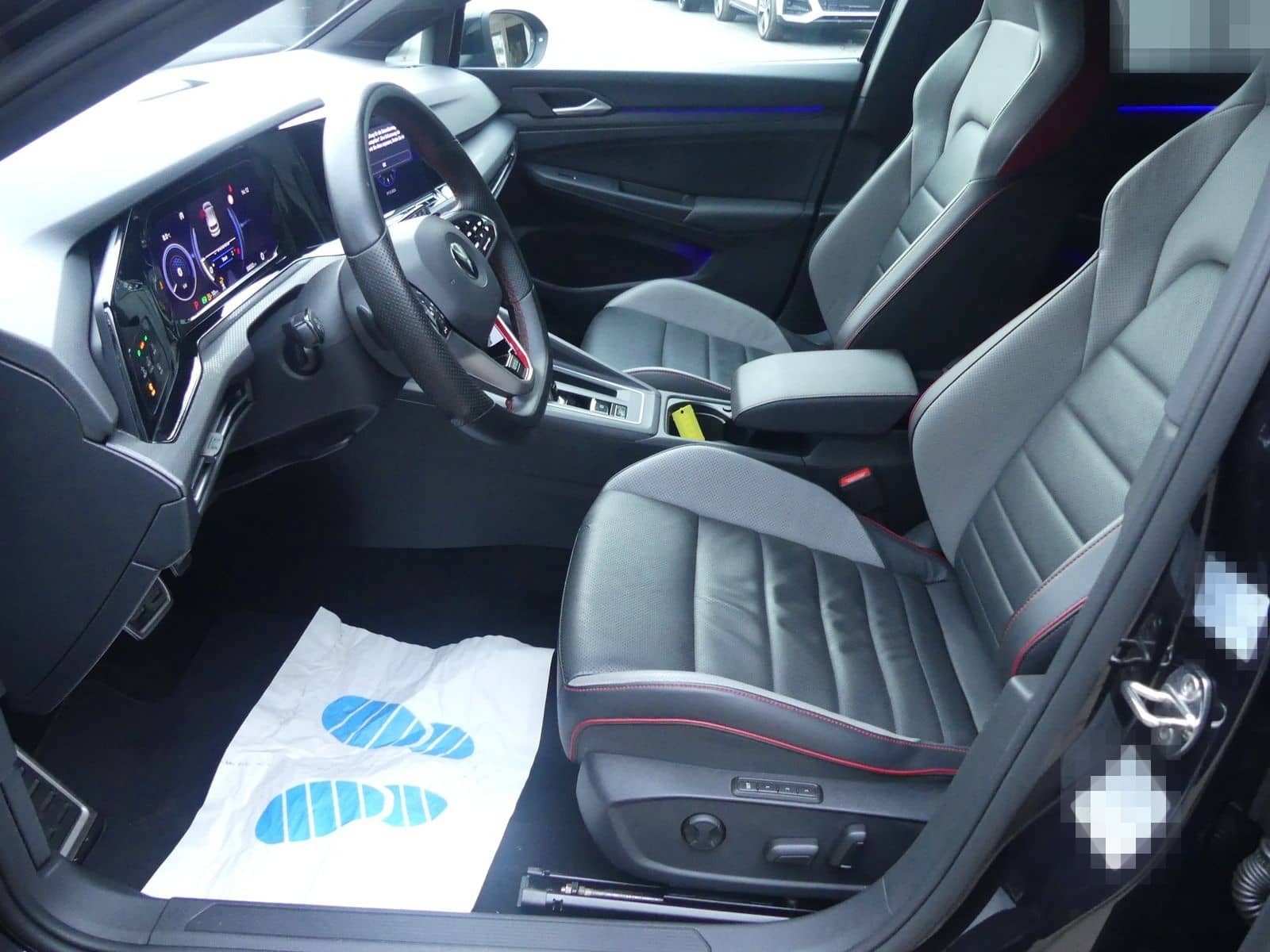 Volkswagen Golf VIII 2.0 TSI GTI Clubsport LEDER/NAVI/KAM/L foto 5