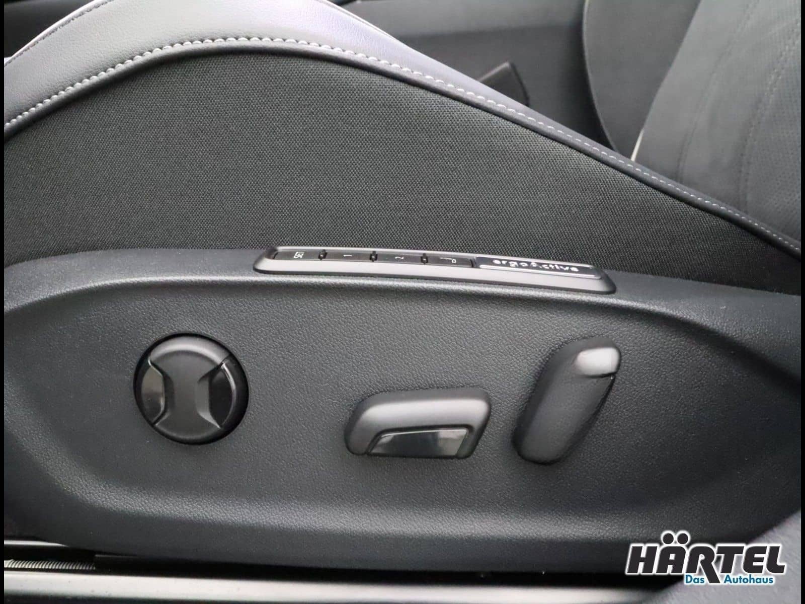 Volkswagen ID.7 TOURER PRO 77KWH AUTOMATIK (+ACC-RADAR) LED foto 17