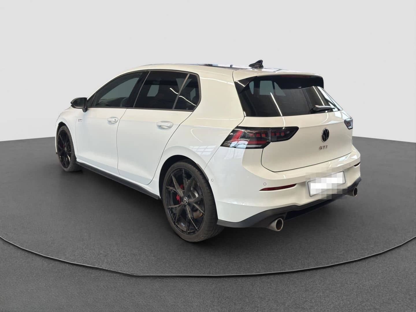 Volkswagen Golf GTI 8 2.0 TSI DSG BLACK-STYLE PANO IQ.LIGHT foto 5