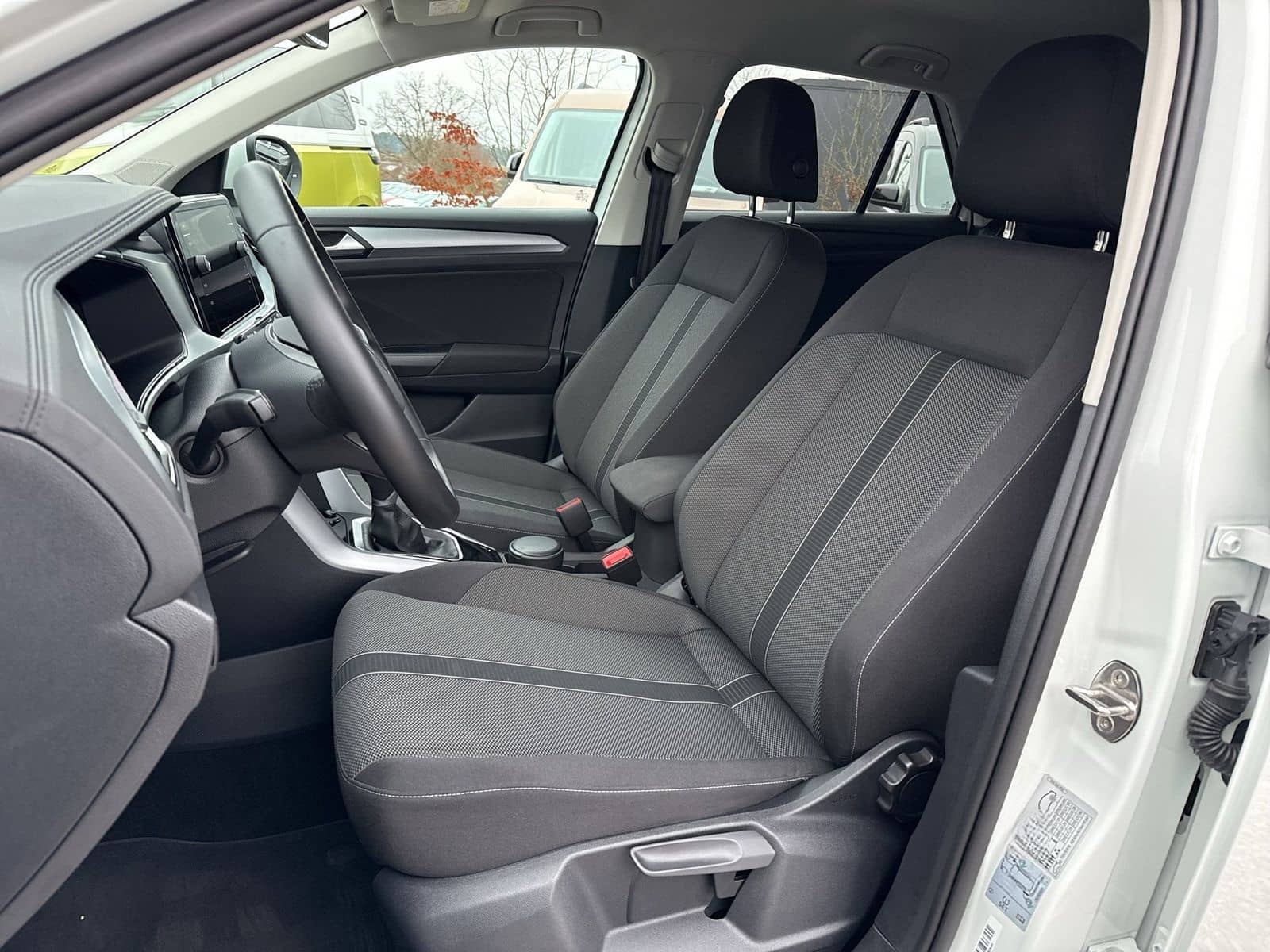 Volkswagen T-Roc Life TSI CarPlay/Virt/LED/Facelift/Navi foto 13