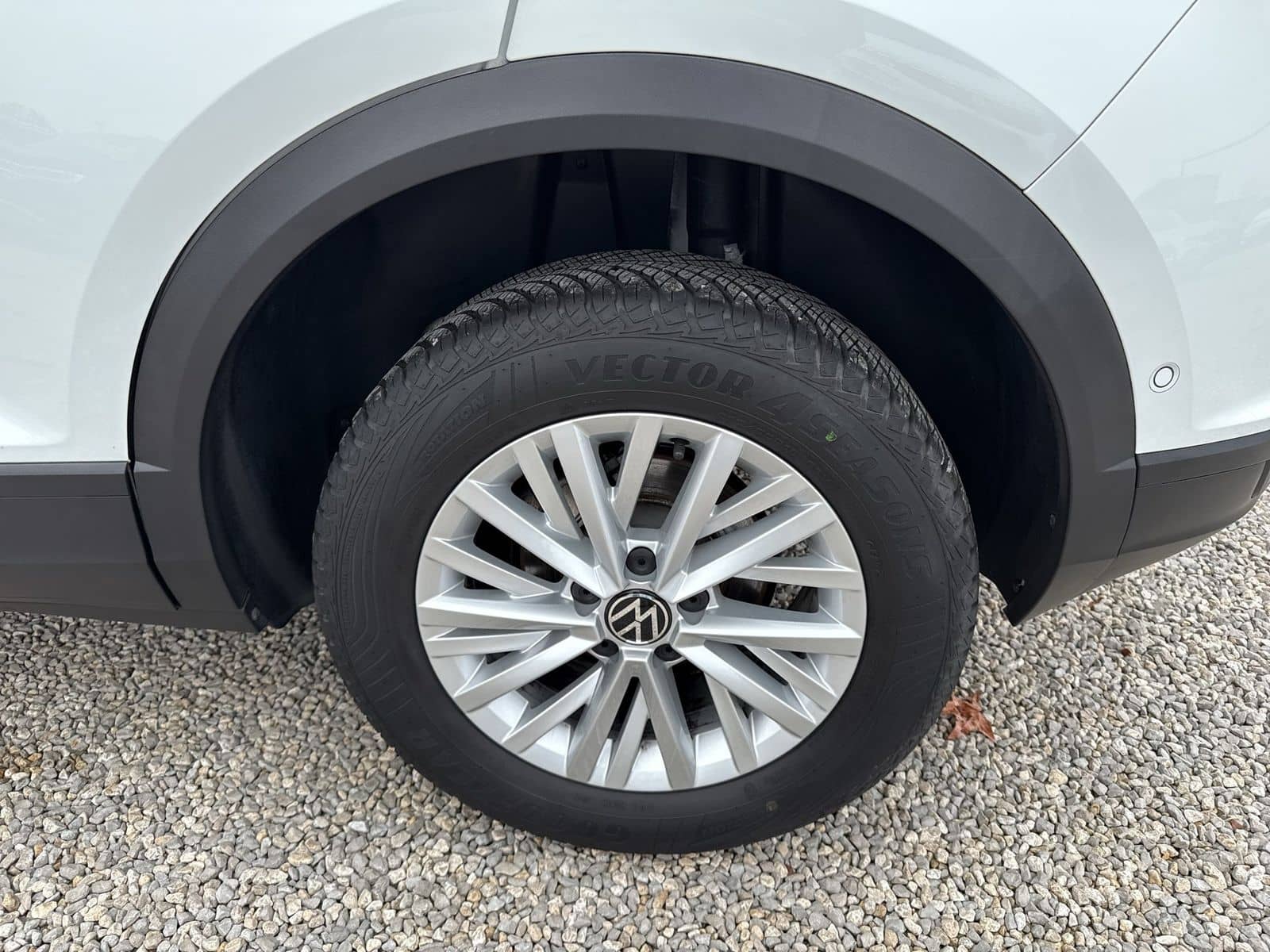 Volkswagen T-Roc Life TSI CarPlay/Virt/LED/Facelift/Navi foto 20