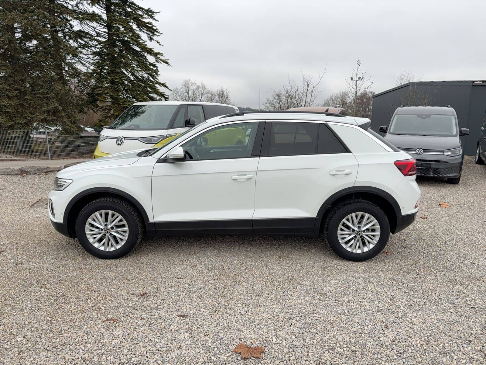 Volkswagen T-Roc Life TSI CarPlay/Virt/LED/Facelift/Navi foto 4